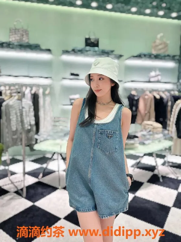 杭州楼凤-杭州小瑶同学，23岁，168高53重，1500起