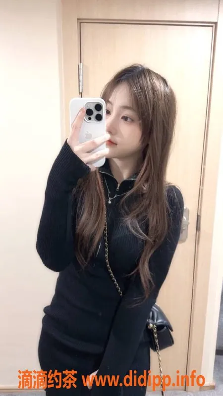 成都楼凤资源信息,成都嫩妹苒苒【18岁，160cm，体重100，500元起】