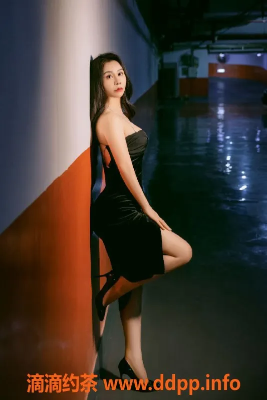 北京楼凤-28岁聆听，166高105斤，36C，服务超棒