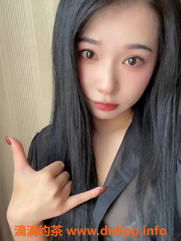 广州楼凤-广州天河诗语，1700元享波推与颜射服务！