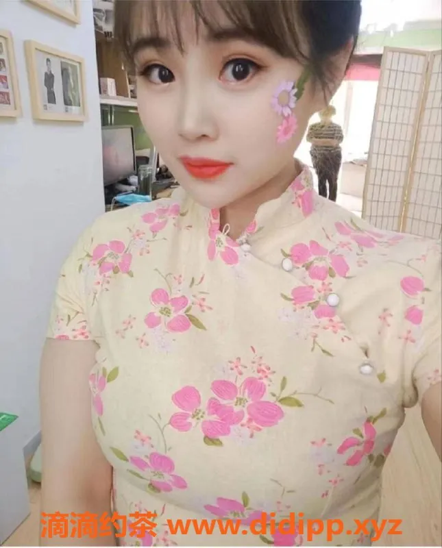 北京楼凤-劲松玲珑，22岁160cm，丰满36F，仅需1K