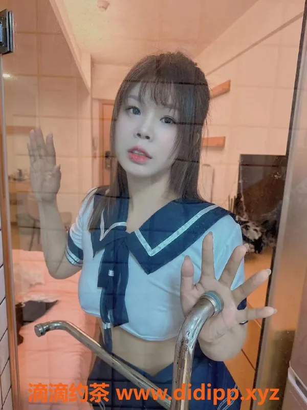 深圳楼凤-罗湖26岁美女，身高163，C罩杯，环保课仅500p