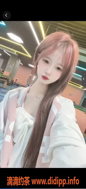 广州楼凤-广州小耳朵，800元嫩妹服务，超惹火！