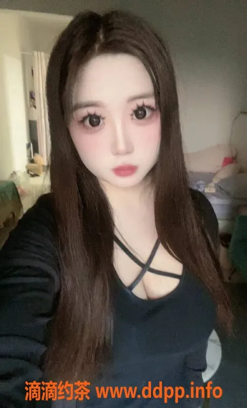 广州楼凤-天河学妹小乔，童颜巨乳，热情服务