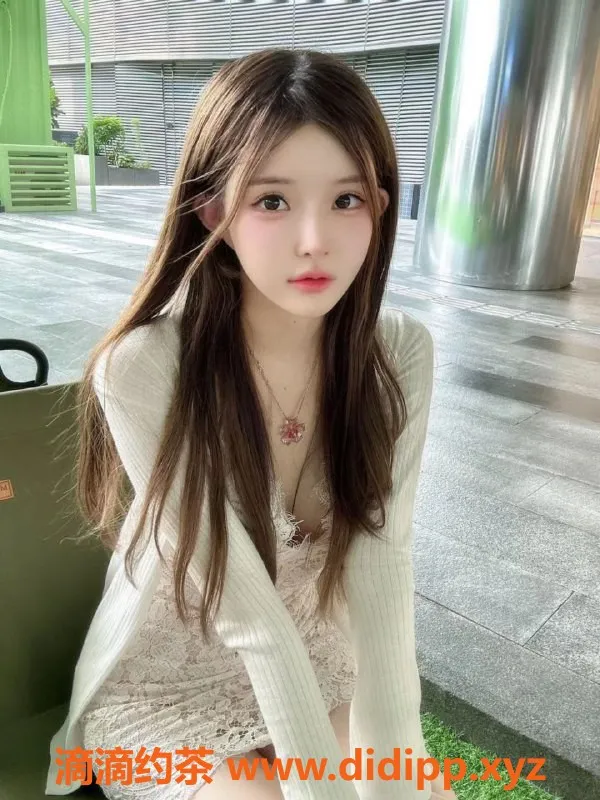 上海楼凤-徐汇小橙子：164身高 性感胸D 价格1300p起