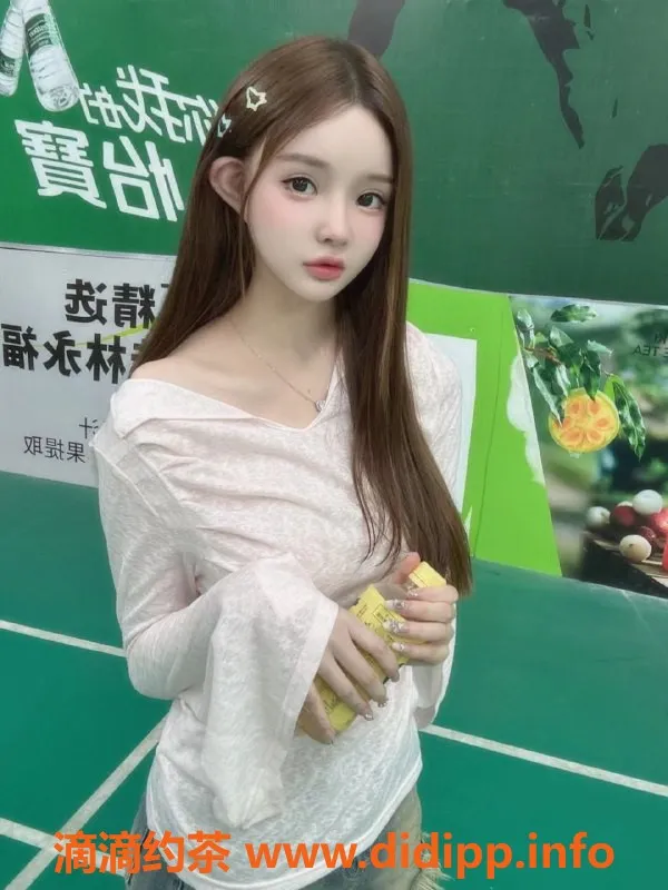 上海楼凤资源信息,徐汇小橙子：164身高 性感胸D 价格1300p起