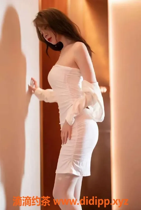 北京楼凤资源信息,湖南妹子草房安琪 身高172体重98 陪浴口活服务