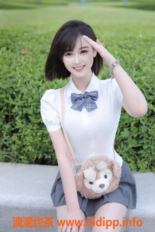 北京楼凤-乐小❤️ 168CM/47kg/2000元 超嫩可爱新人