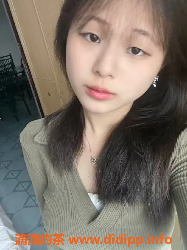 杭州楼凤-上城jk萝莉予初，158/44/36C，18岁激情陪伴