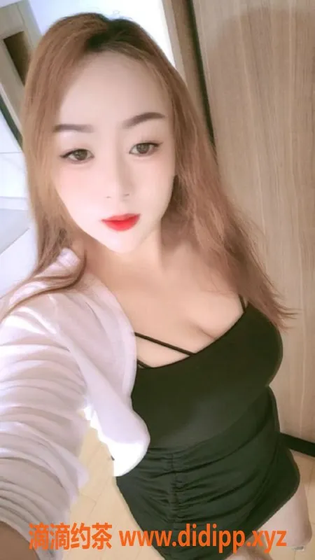 广州楼凤-黄埔区艺名密密，热情服务的完美伴侣