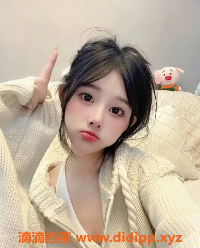 广州楼凤资源信息,美丽小姐姐，162cm身高，服务周到，价格公道