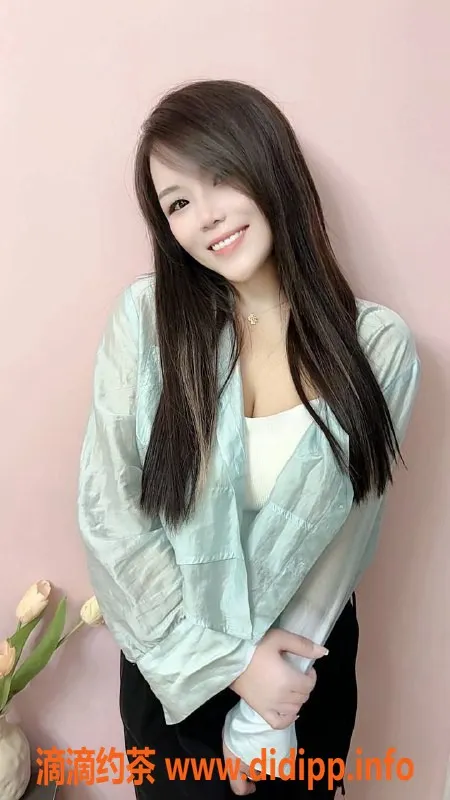 成都楼凤-成华区涵涵，八环服务，胸围火辣！