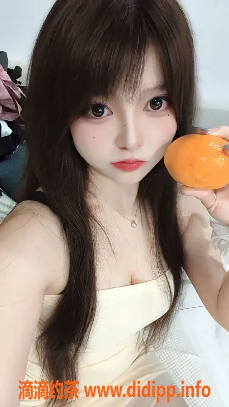 深圳楼凤-龙岗可可，22岁，162CM，胸围36D，服务优质