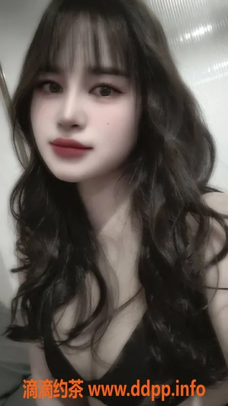 深圳楼凤-龙岗坂田小太阳，身高158cm，26岁，热情服务