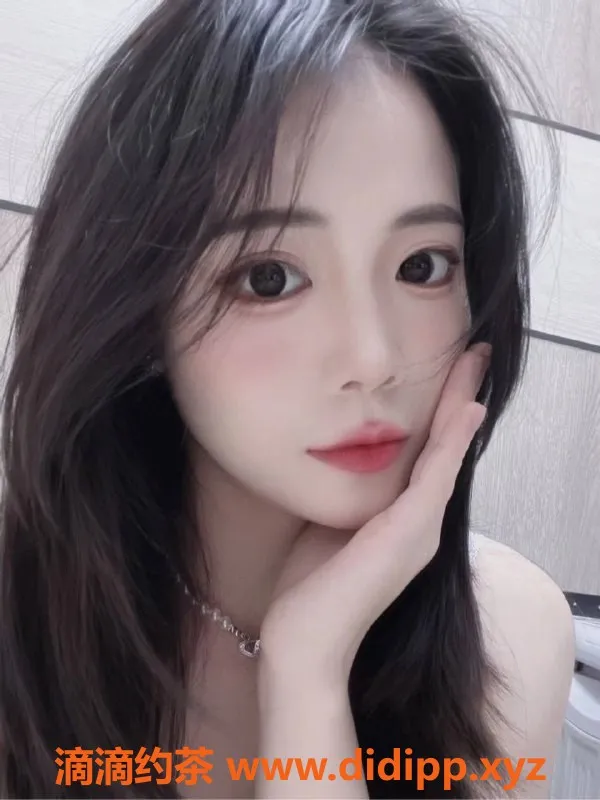 深圳楼凤资源信息,广佛小雨外围，1300起，体验无与伦比