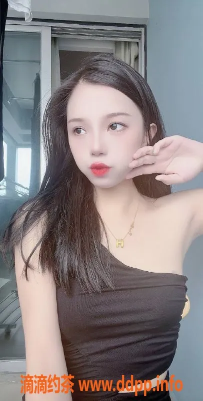 深圳楼凤-宝安可爱乖巧小姐姐，165cm，49kg，纯天然36C