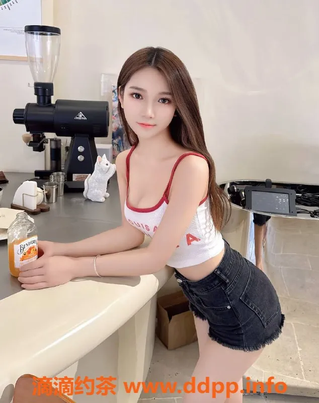 北京楼凤-书书清纯甜美，东四环情人款，最低800