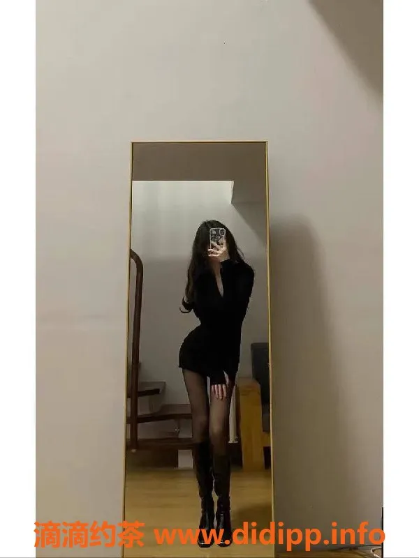 武汉楼凤-汉口站小寒，性感迷人服务优