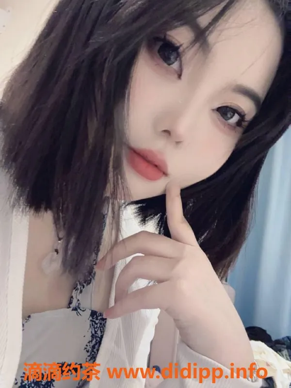 长沙楼凤资源信息,开福区嫩妹莹莹，20岁165cm，50kg，6p特惠！