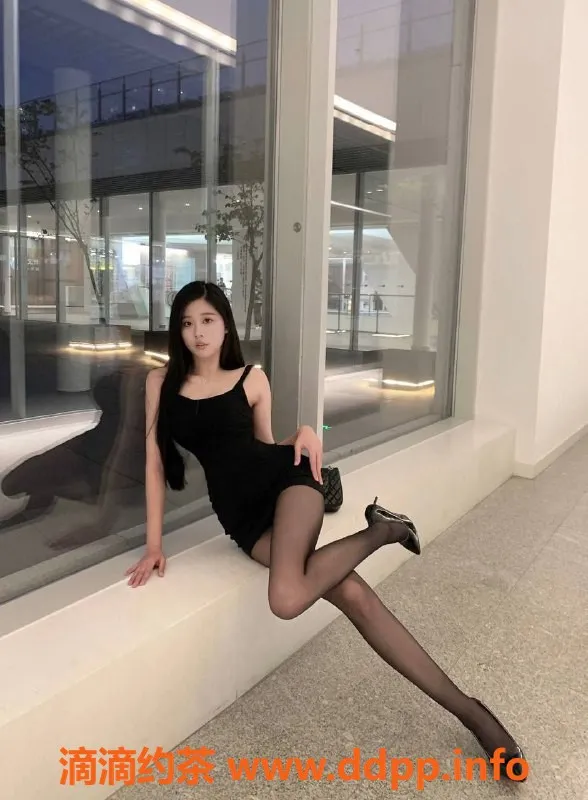 广州楼凤-佛山禅城蓝雨大学生，优质服务等你来体验！