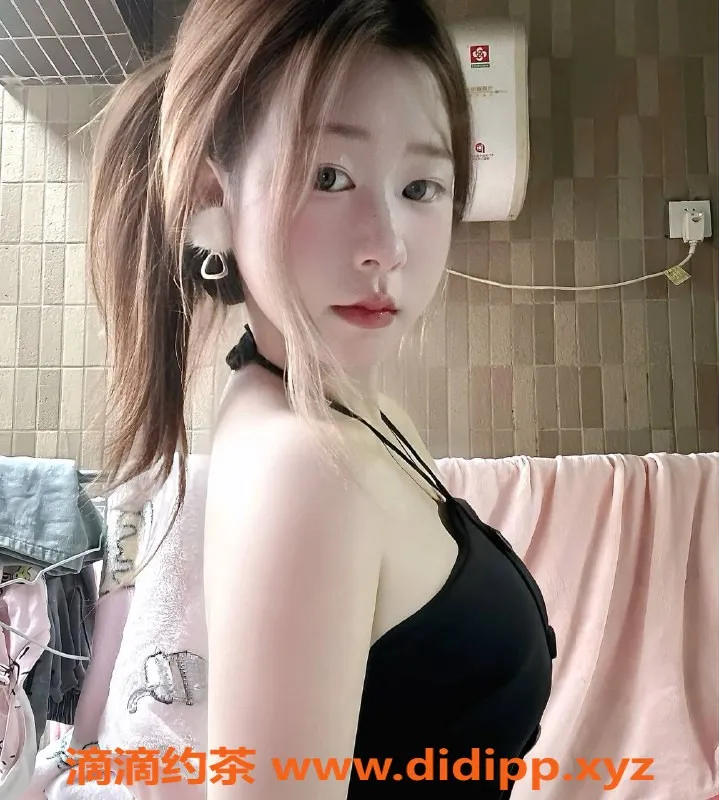 成都楼凤资源信息,成都美琪，17岁丰满妹子，价格实惠