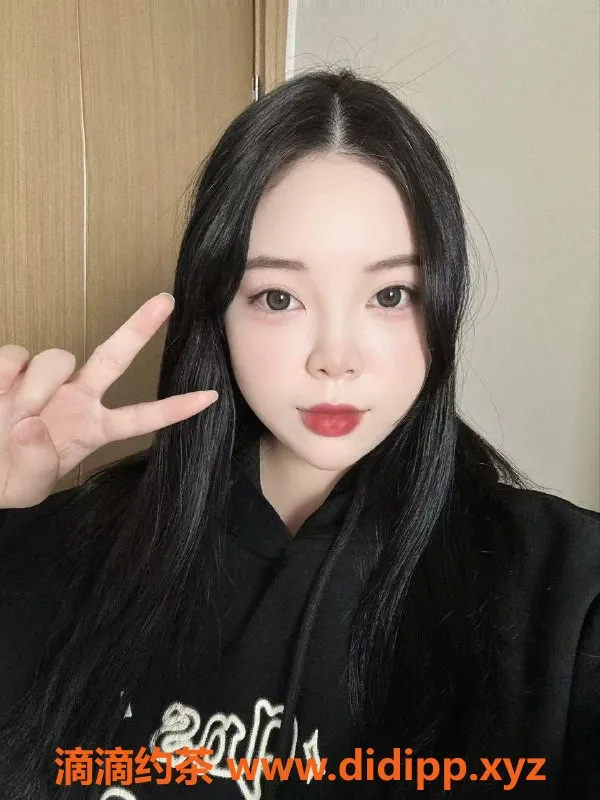 杭州楼凤-上城区圆圆 20岁165cm C+胸 直击心灵的热情服务