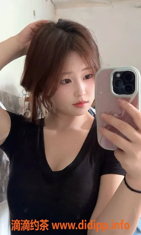 深圳楼凤-光明新区茜茜，24岁，157cm，45kg，高颜值服务