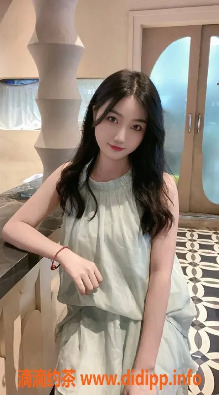 深圳楼凤-青青24岁157cm 45kg陪洗澡服务，亲密体验等你来！