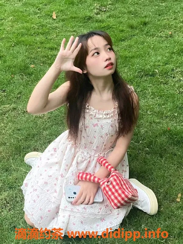 成都楼凤-成都嫩妹妮可，153cm，80斤，600元上门服务！