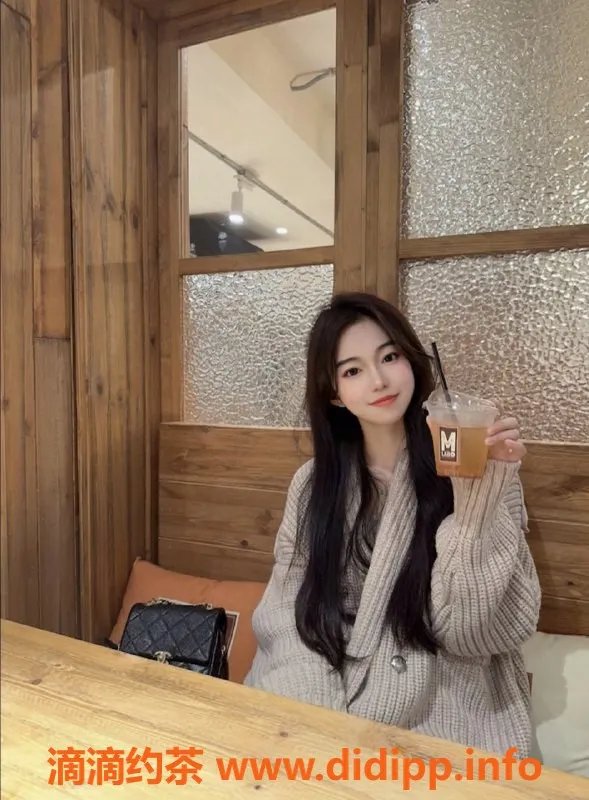 北京楼凤-朝阳夏樱21岁清纯淑女 165cm 47kg 价18P