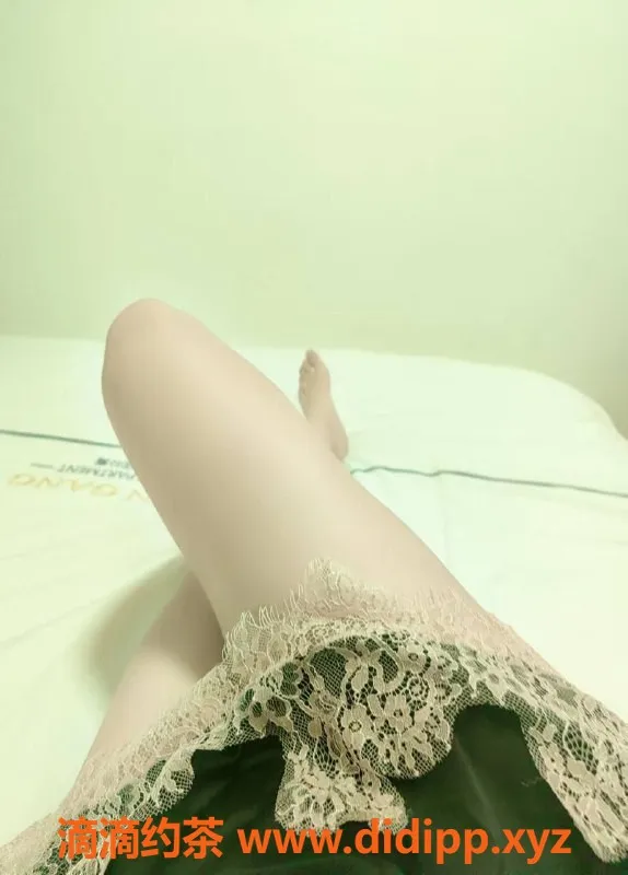 深圳楼凤-南山香香子大胸御姐，特价包夜服务来袭！