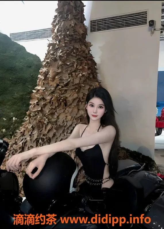 深圳楼凤-南山小优，1200元深喉舌吻服务