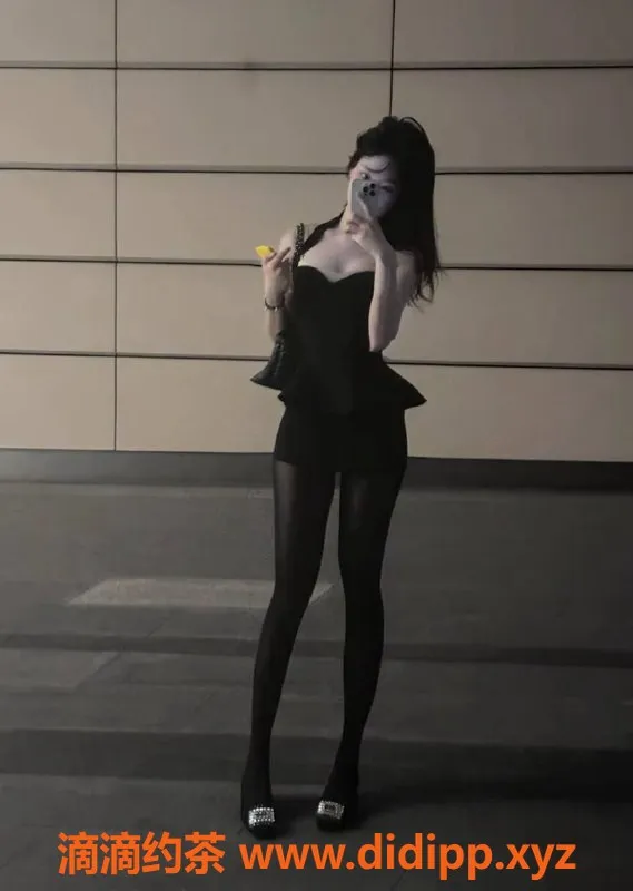 深圳楼凤-南山嫩妹小忆，大胸可外出，服务优质！