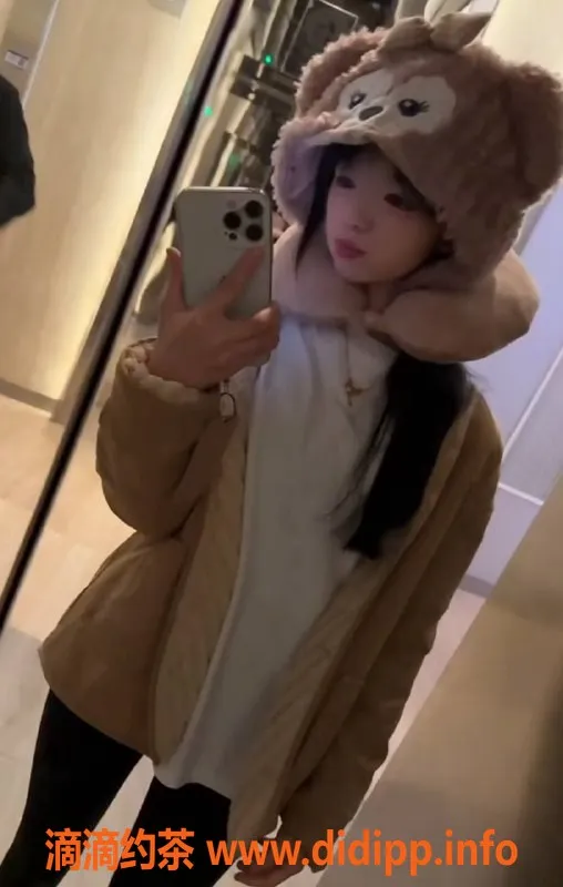 上海楼凤-长宁嫩妹布丁丁，34C胸围，资费亲民