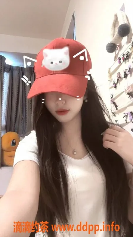 深圳楼凤-龙华萱萱，千元以上口爆服务，尽享激情