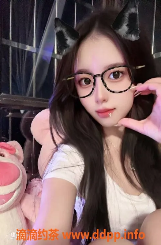 深圳楼凤-龙华萱萱，千元以上口爆服务，尽享激情