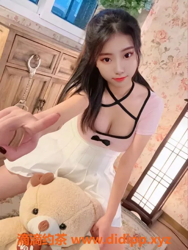 深圳楼凤资源信息,深圳龙华小雨，激情服务1000起