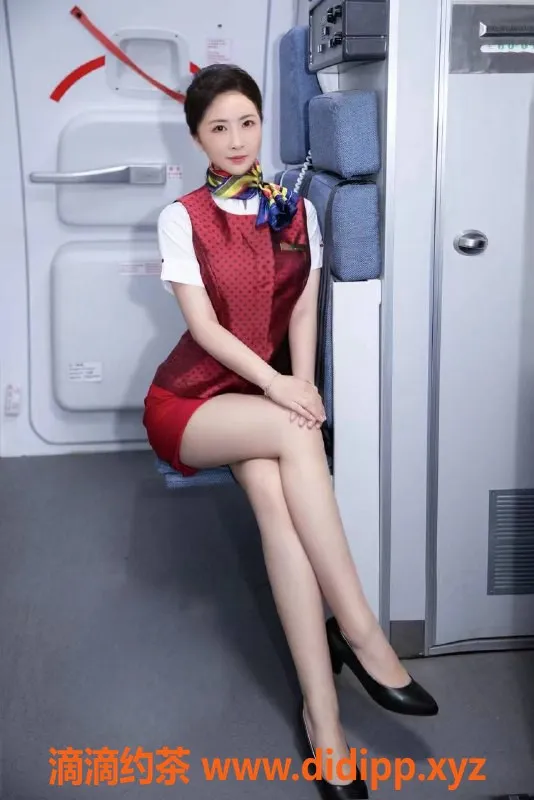 北京楼凤-北京苍老师，172cm纯天然E奶，温柔主动