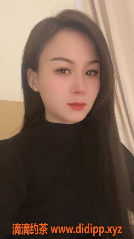 深圳楼凤-龙岗悠悠，550元口爆足交服务，超值体验！