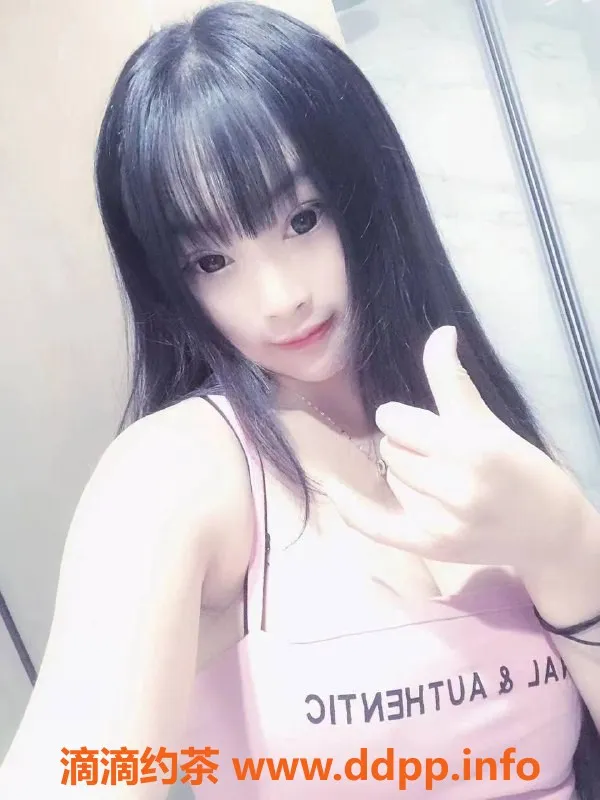 深圳楼凤-龙岗仔仔：20岁 D+天然美胸，纯享深度服务