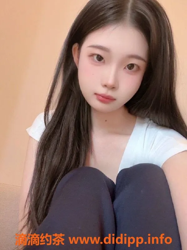 东莞楼凤-南城饭团，19岁165cm，47kg 体验激情服务