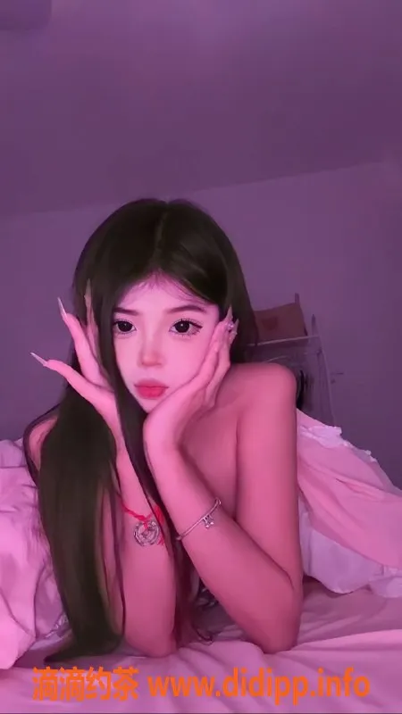 上海楼凤-普陀嫩妹阿情 170高 50体重 900起