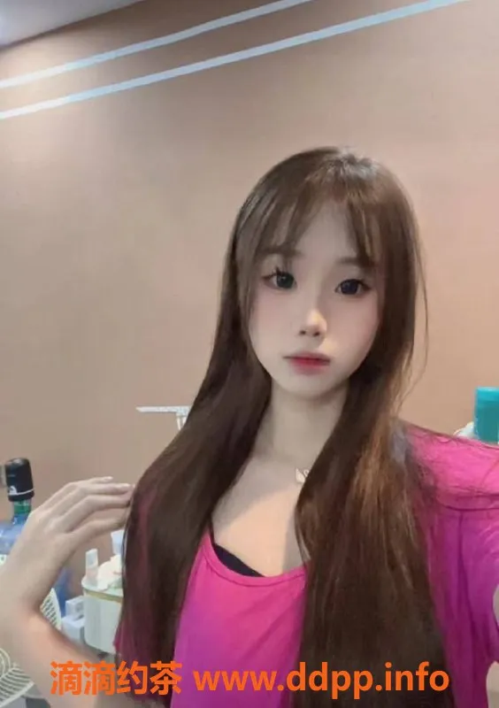 东莞楼凤-大朗奶兔，700元一小时，服务超赞！