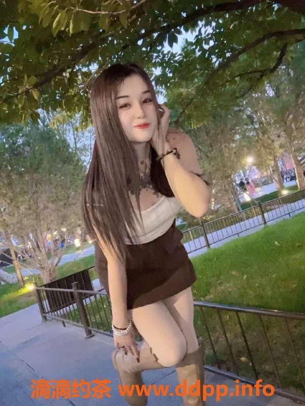 长沙楼凤资源信息,天心区露露，23岁158cm 48b嫩妹，5p盼你来哦！