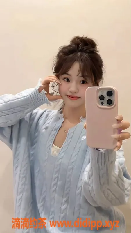 深圳楼凤-福田洛洛，1300元鸳鸯浴和激情服务等你来享受！