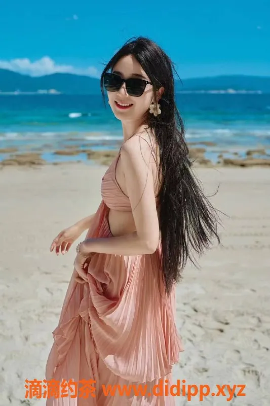 深圳楼凤-南山桃桃熊，性感制服SM体验，价格亲民