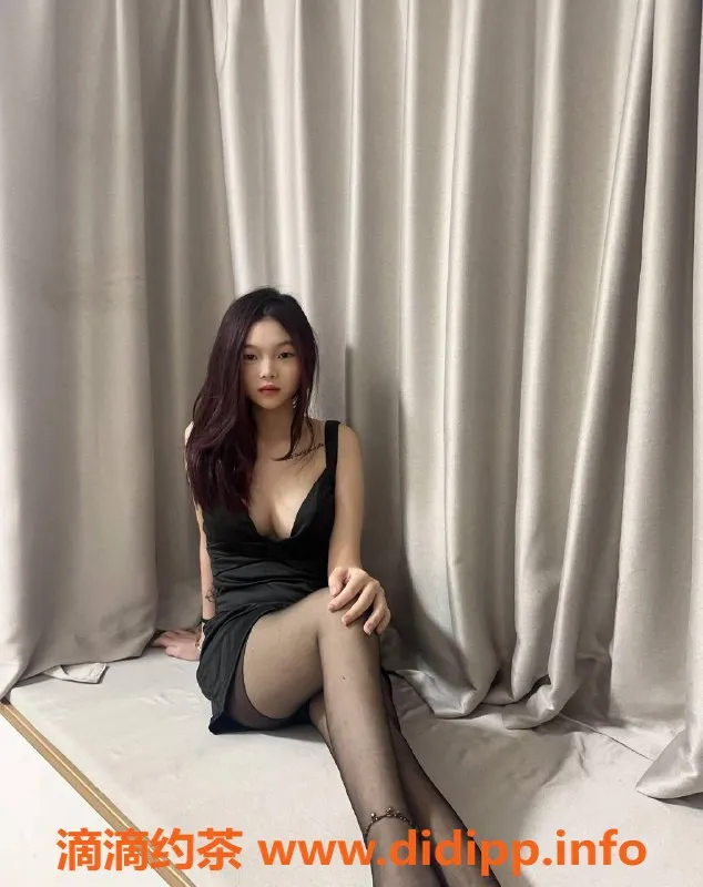 长沙楼凤-天心区嫩妹小奶桃，163 48kg，超值服务等你体验