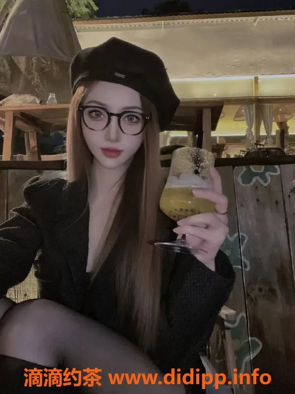 北京楼凤资源信息,朝阳门三文鱼，23岁，身材苗条，服务超赞！