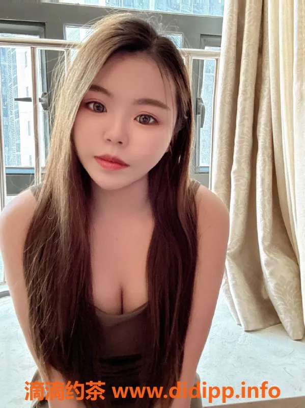 广州楼凤-佛山甜橙，500元享波推与鸳鸯浴