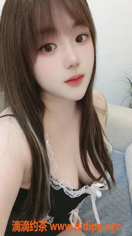 深圳楼凤-宝安小甜心，688元享深喉与69服务